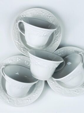 Homer Laughlin Embossed  Grapes White Teacup and Saucer Set - 4 cups /3 Saucers